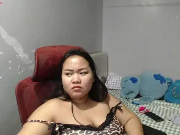BubbleButtPinay  live sex cam