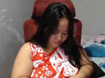 BubbleButtPinay  live sex cam