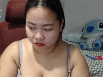 BubbleButtPinay  live sex cam