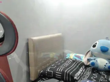 BubbleButtPinay  live sex cam