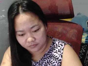 BubbleButtPinay  live sex cam