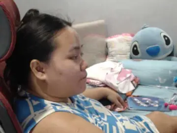 BubbleButtPinay  live sex cam