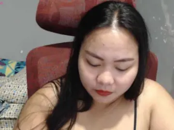 BubbleButtPinay  live sex cam