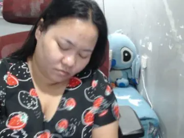 BubbleButtPinay  live sex cam
