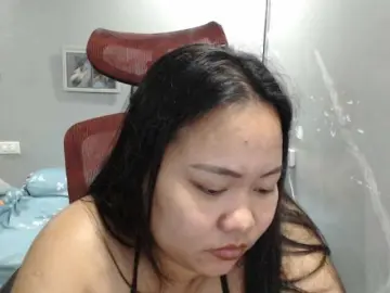 BubbleButtPinay  live sex cam