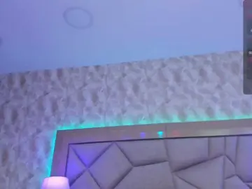 ElarisBlake  live sex cam