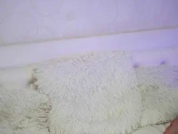 JadeYum  live sex cam