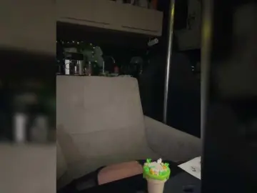 KrisVXN0  live sex cam