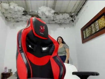 LauuuG  live sex cam