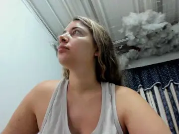 LauuuG  live sex cam