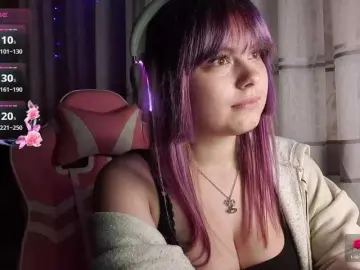 LovelyKristi  live sex cam