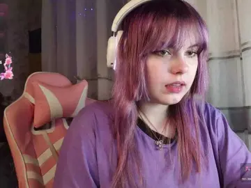 LovelyKristi  live sex cam