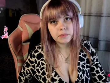 LovelyKristi  live sex cam