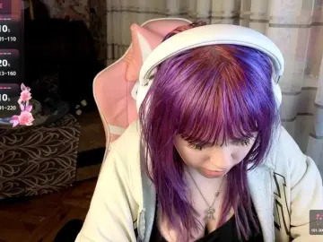 LovelyKristi  live sex cam