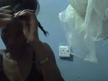 Luci-anna  live sex cam