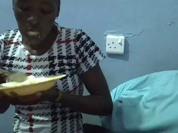 Luci-anna  live sex cam