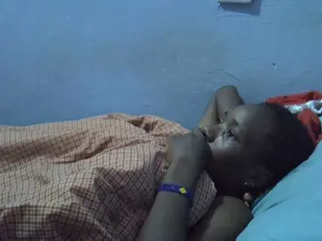 Luci-anna  live sex cam