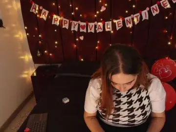 PamelaJohnsonn  live sex cam