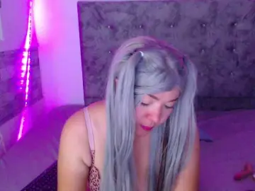 Forbidden-cougar  live sex cam