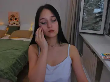 JulietteMonli  live sex cam
