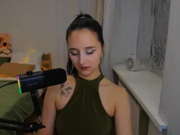 JulietteMonli  live sex cam