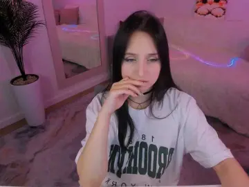 JulietteMonli  live sex cam