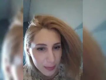 Maria111  live sex cam