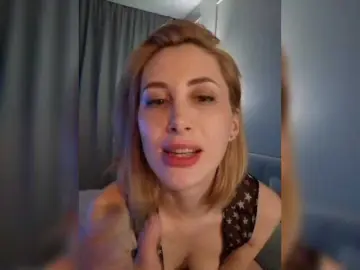 Maria111  live sex cam