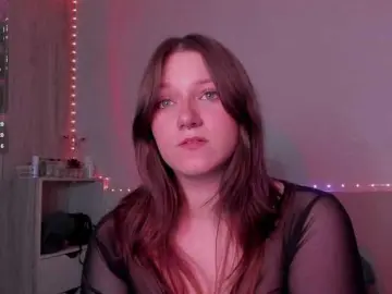 Henta1sonya  live sex cam