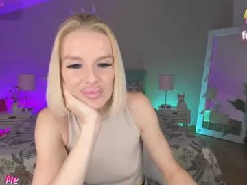 Lana-sweetie  live sex cam