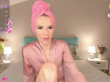 Lana-sweetie  live sex cam