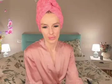 Lana-sweetie  live sex cam