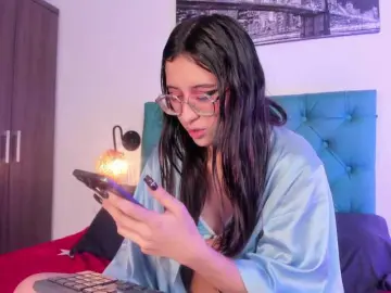 Paula-69  live sex cam