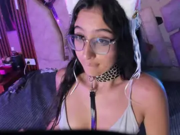 Paula-69  live sex cam