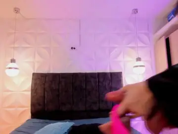 Paula-69  live sex cam