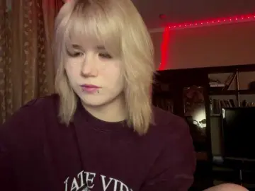 BlindiLohan  live sex cam