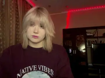 BlindiLohan  live sex cam