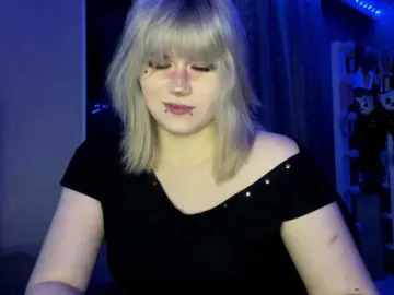 BlindiLohan  live sex cam