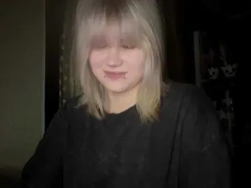 BlindiLohan  live sex cam