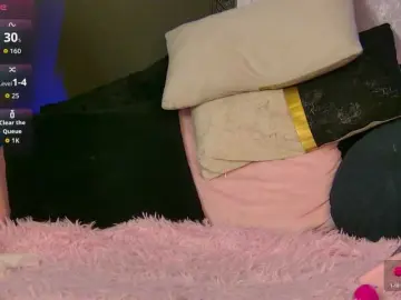 DivaCassie  live sex cam