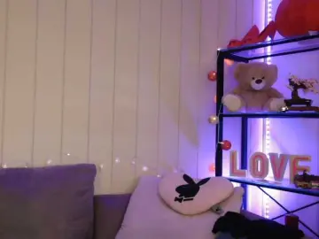 Lyscoquine  live sex cam