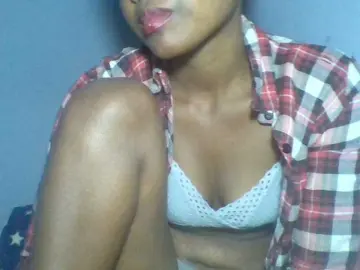 Rema-2  live sex cam