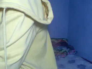 Rema-2  live sex cam