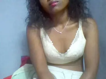 Rema-2  live sex cam