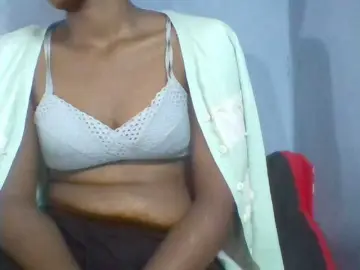 Rema-2  live sex cam