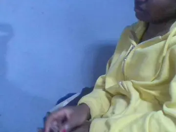 Rema-2  live sex cam