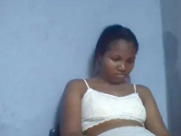 Rema-2  live sex cam