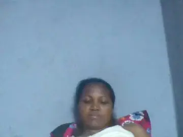 Rema-2  live sex cam