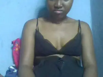 Rema-2  live sex cam
