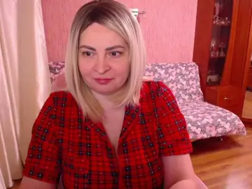 -MeowMeow-  live sex cam